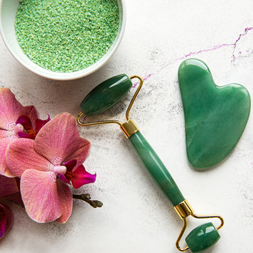 Salt and Crystal Jade Face Roller & Gua Sha Set - ROOTS